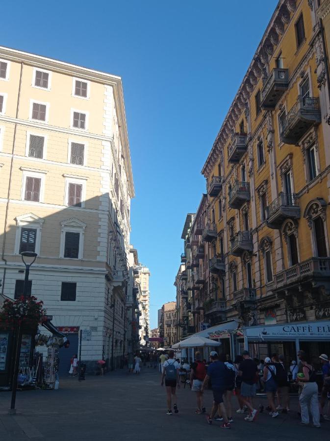 A La Gare La Spezia Exterior foto